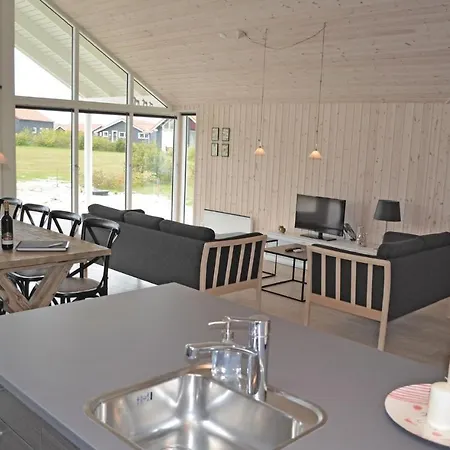 Casa Fronte Mare Con 2 Camere Da Letto A Væggerløse *